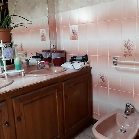 Halte Aux Places Bed & Breakfast