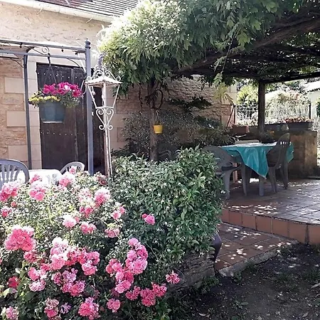 住宿加早餐酒店 Halte Aux Places Marcillac-Saint-Quentin